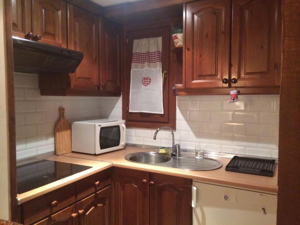 Apartamentos Tanau Бакейра-Берет Екстериор снимка