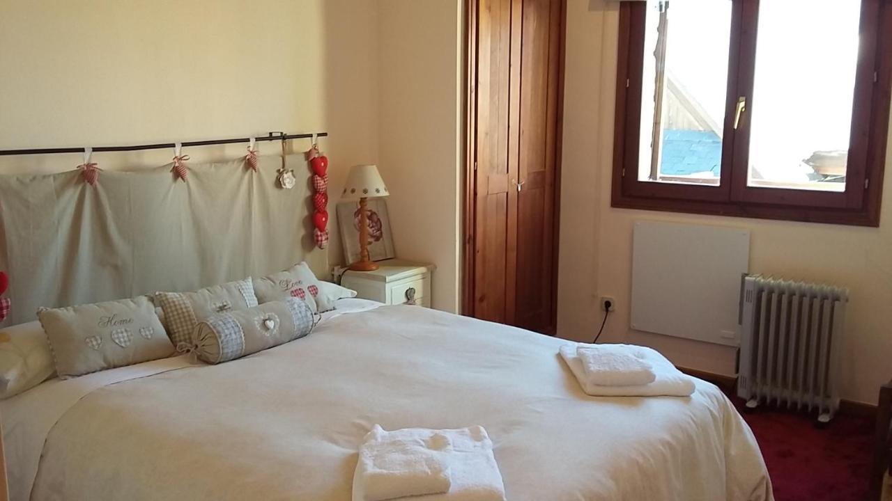 Apartamentos Tanau Бакейра-Берет Екстериор снимка